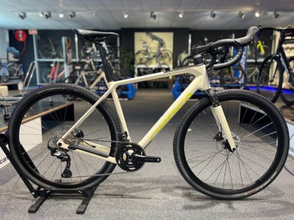 ORBEA TERRA M30TEAM Heren Ivory White/ Spicy Lime M M 2024